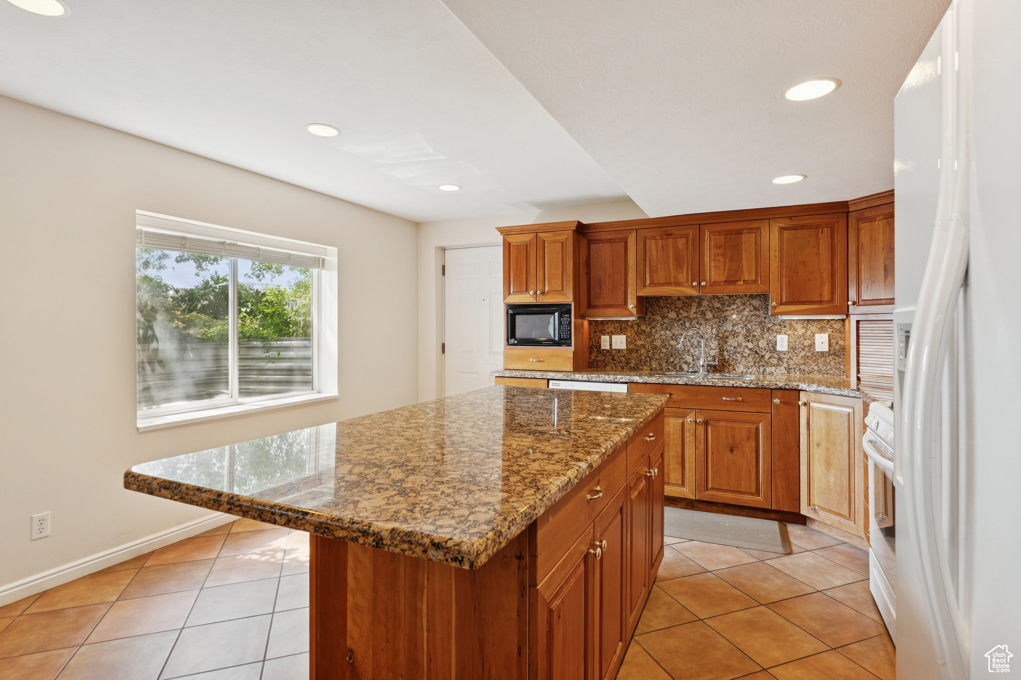 TAYLORS COVE PH 1 - Residential