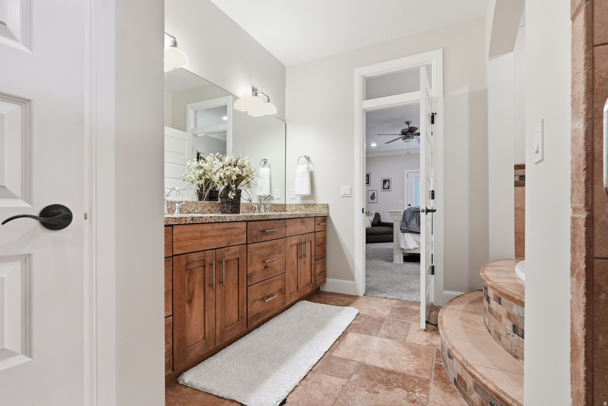 STONESHIRE - Residential