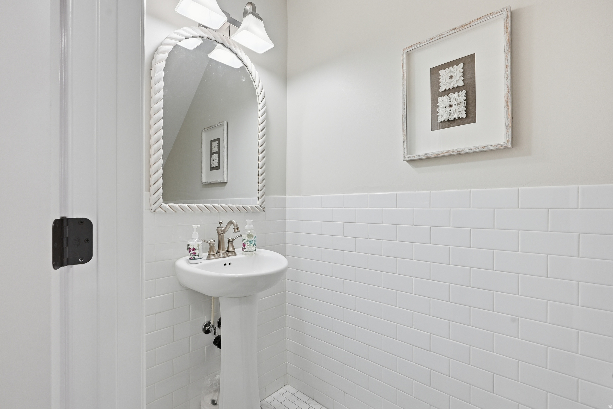 STONESHIRE - Residential