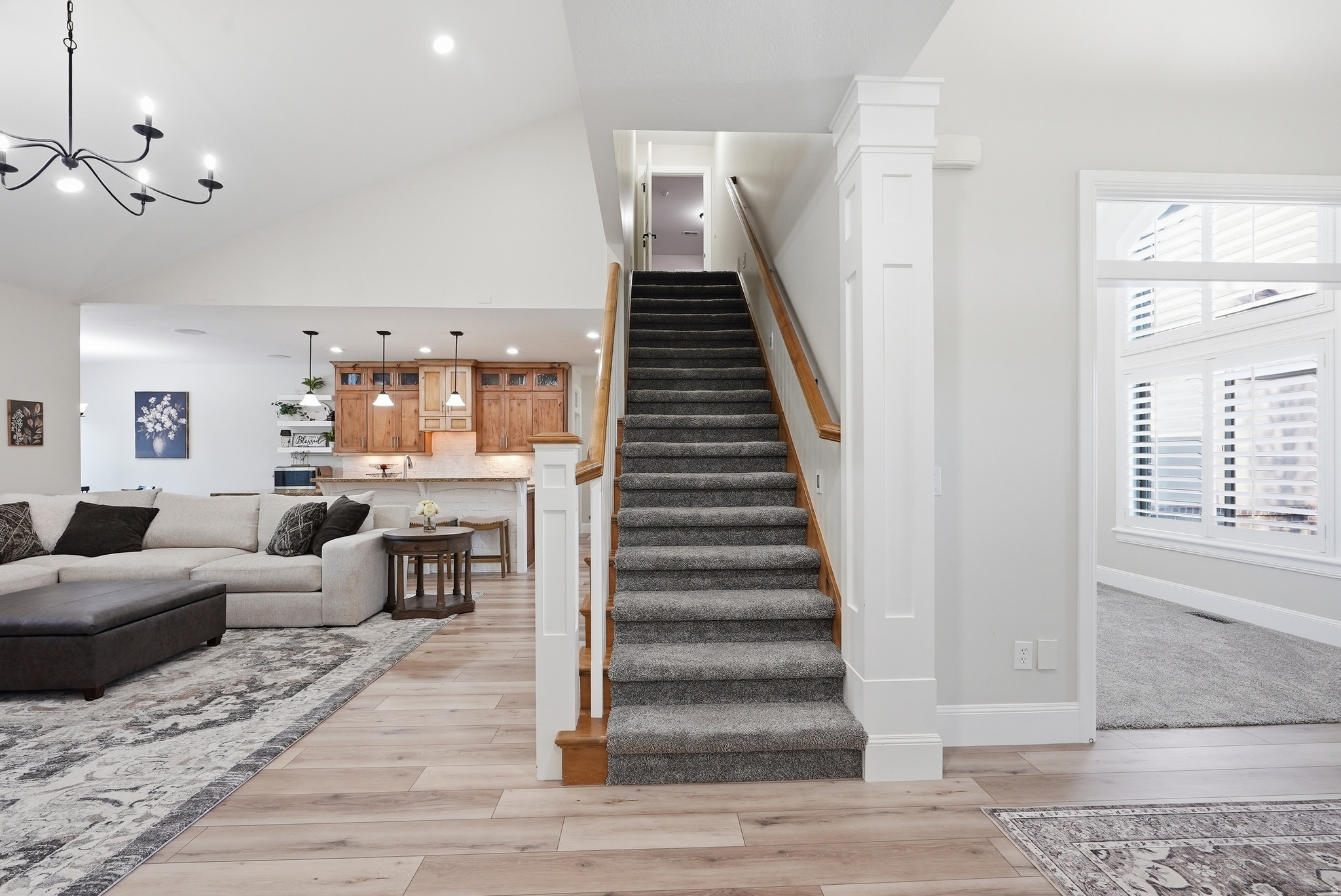 STONESHIRE - Residential