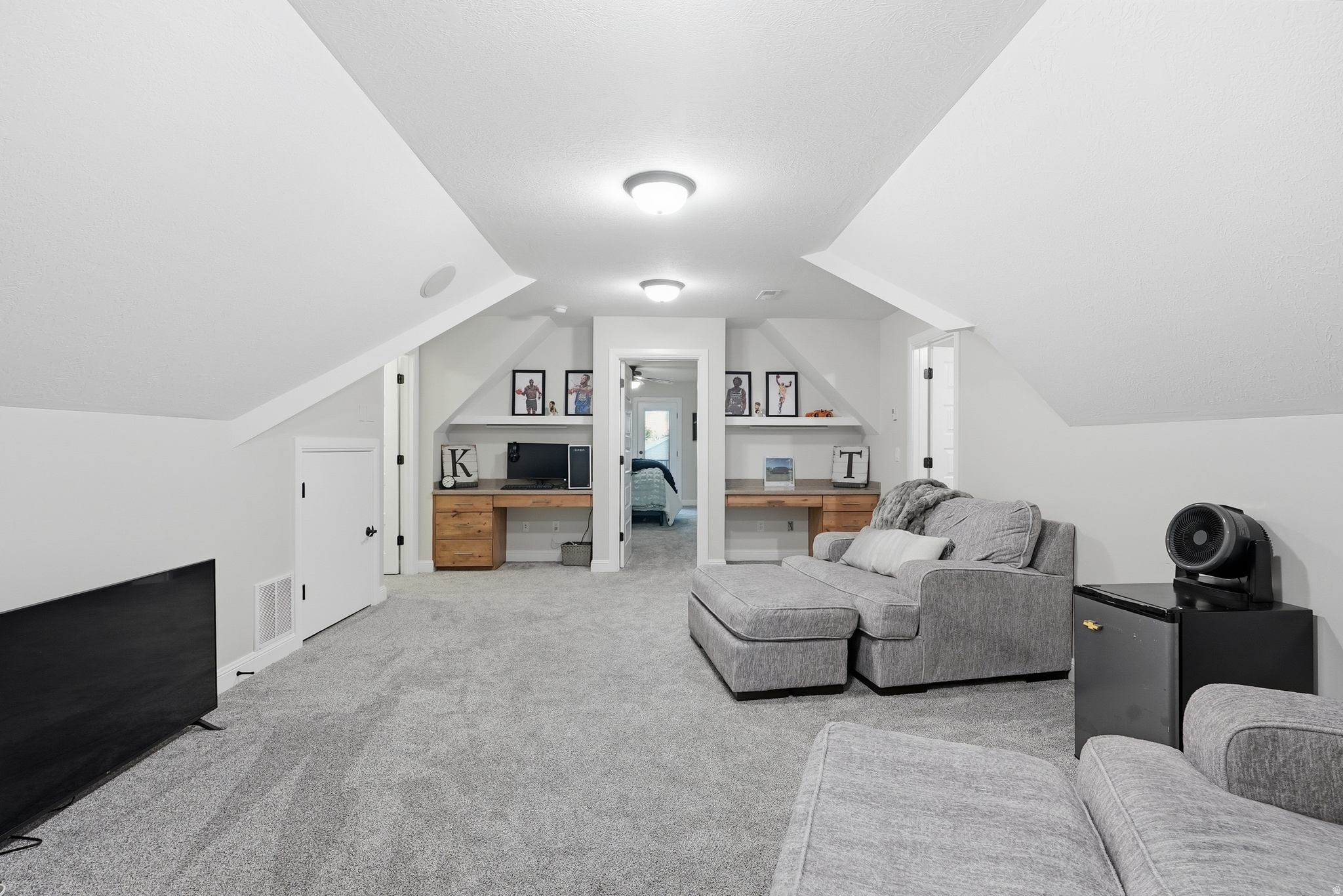 STONESHIRE - Residential