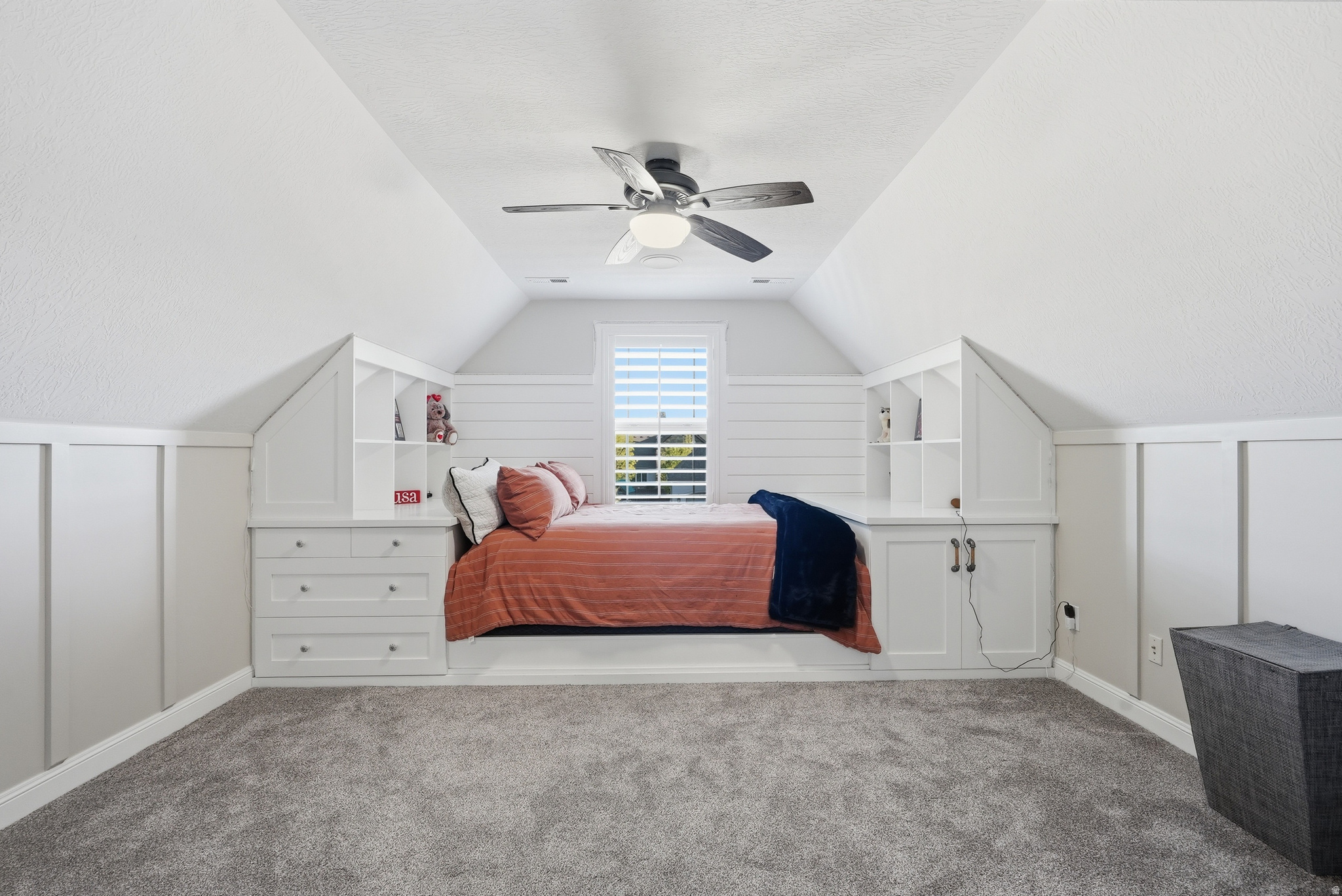 STONESHIRE - Residential