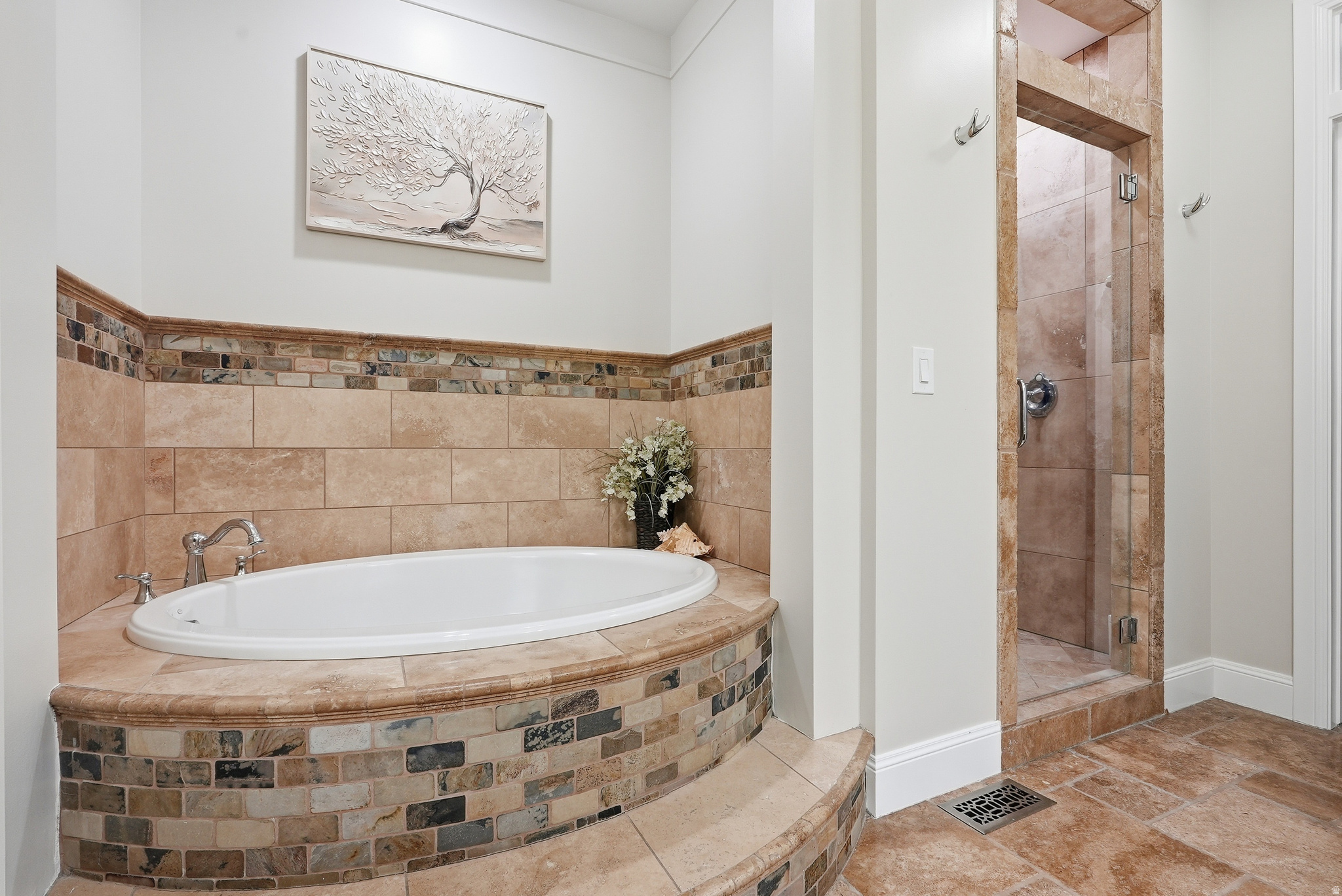 STONESHIRE - Residential