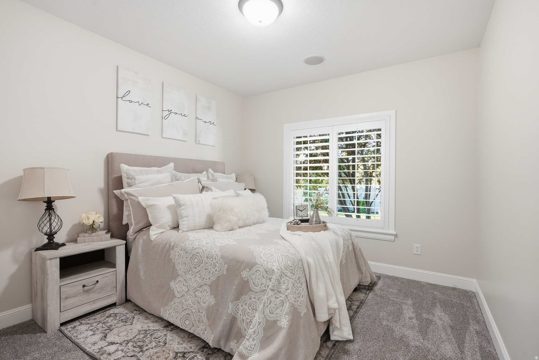 STONESHIRE - Residential