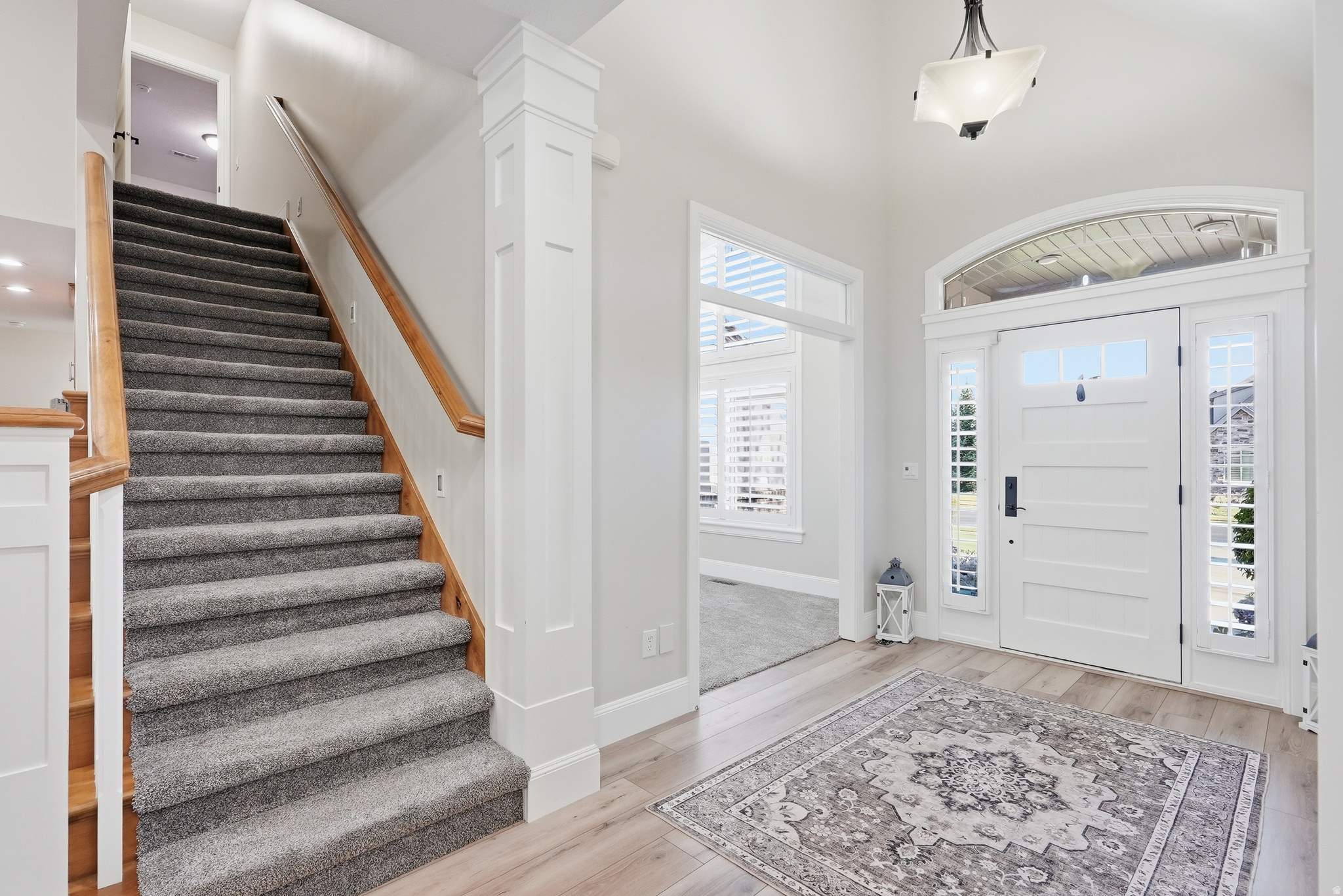 STONESHIRE - Residential