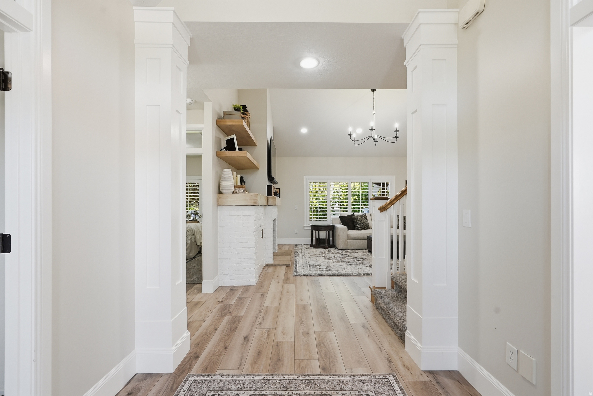 STONESHIRE - Residential