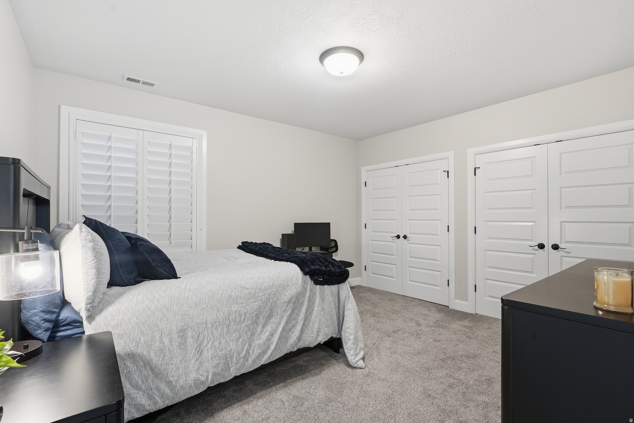 STONESHIRE - Residential