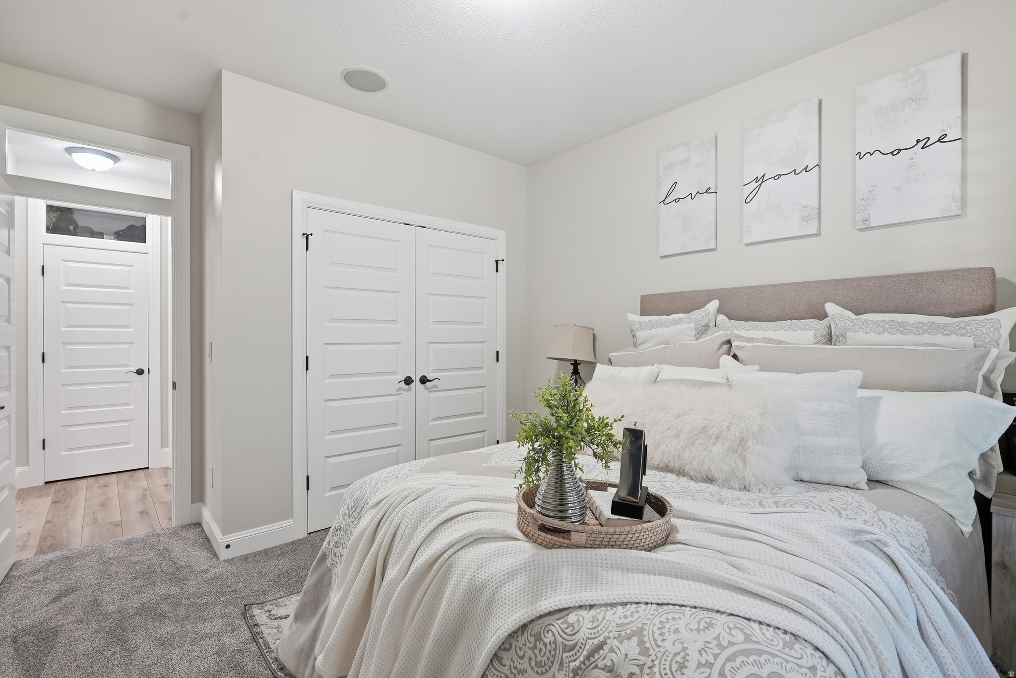STONESHIRE - Residential