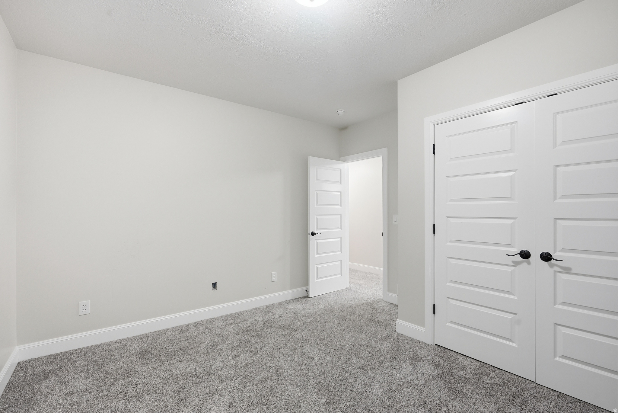 STONESHIRE - Residential