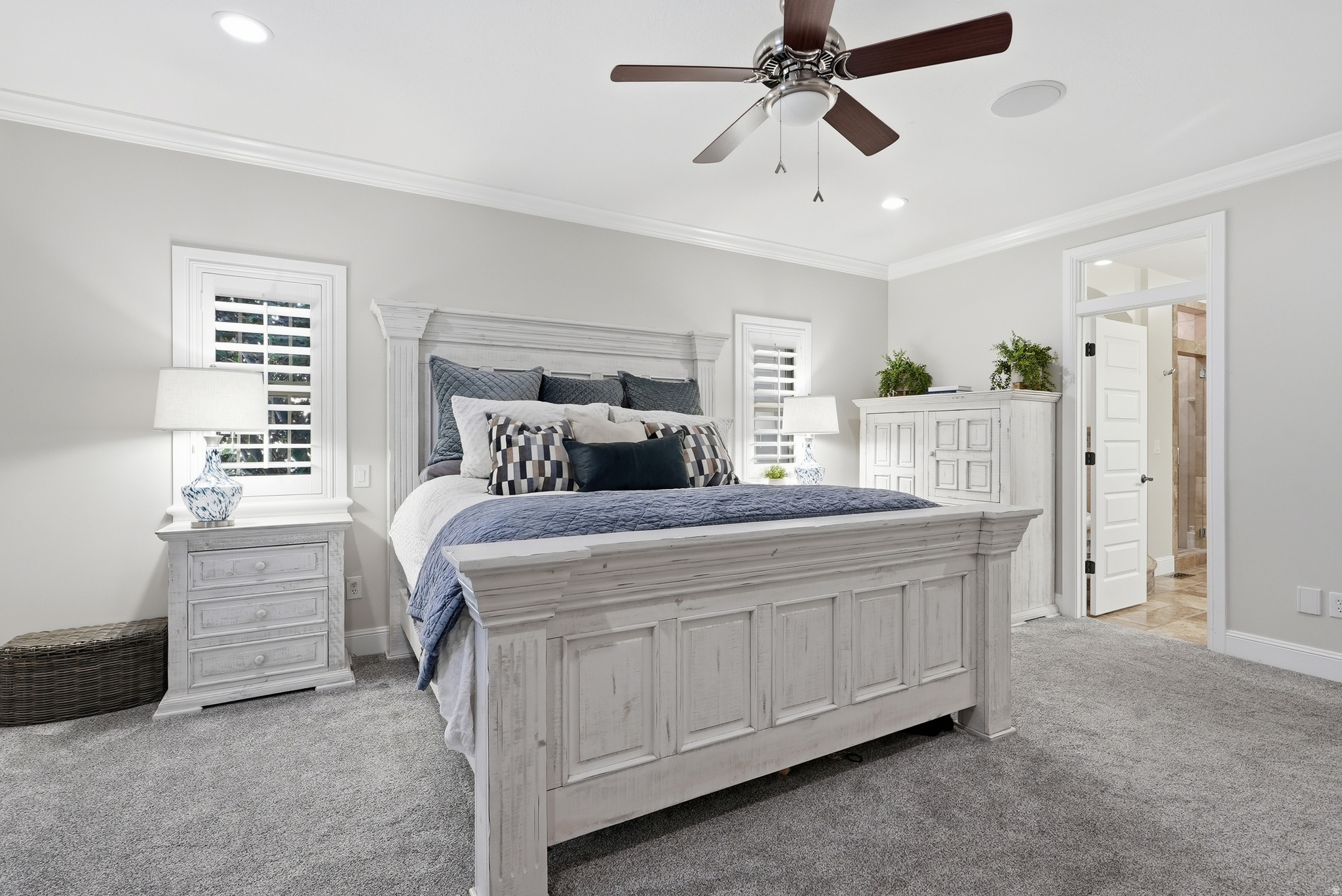STONESHIRE - Residential