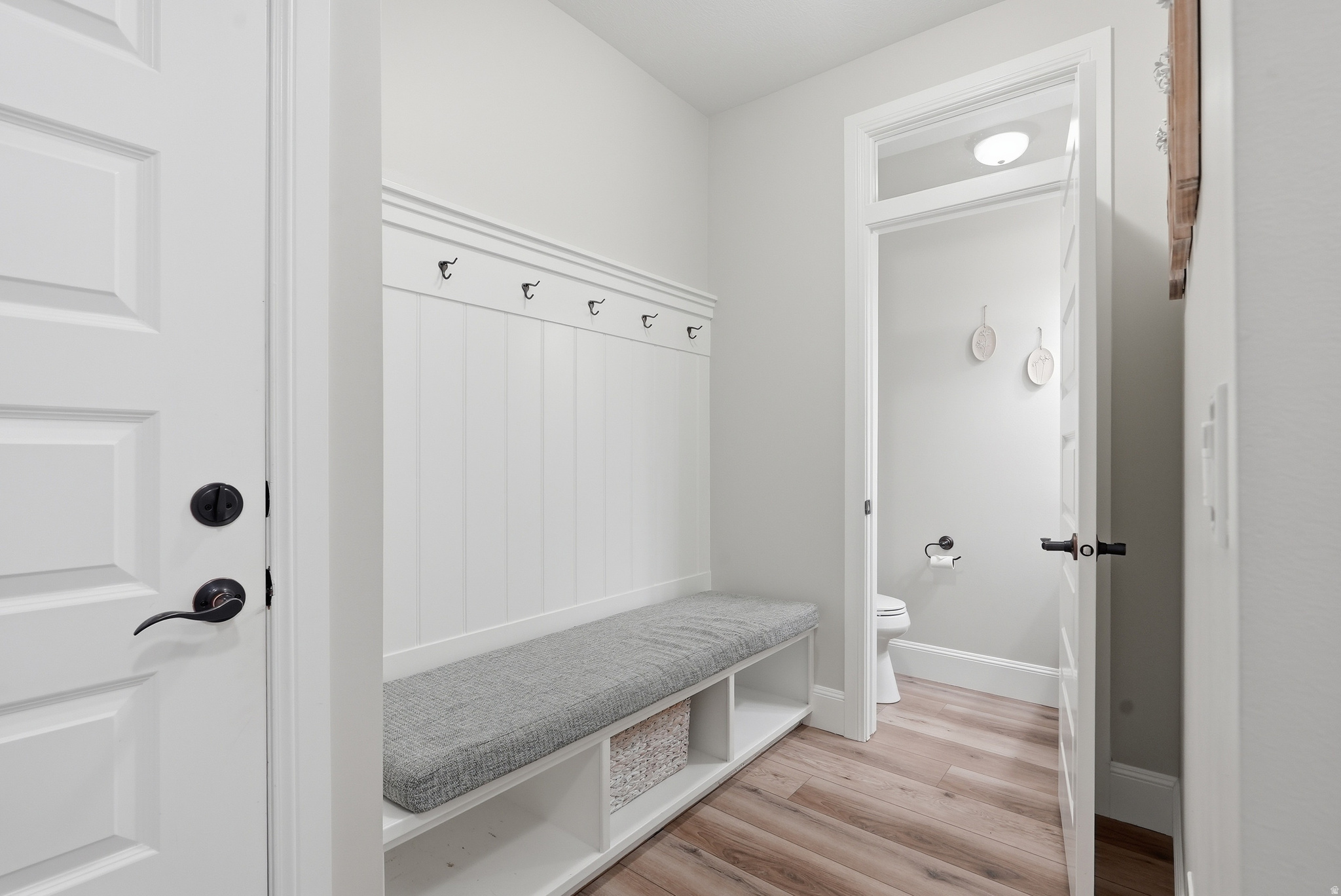 STONESHIRE - Residential