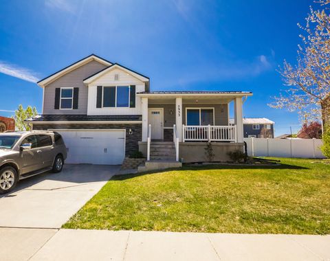 Tiny photo for 2933 W BORAH WAY, Vernal, UT 84078 (MLS # 2148717)