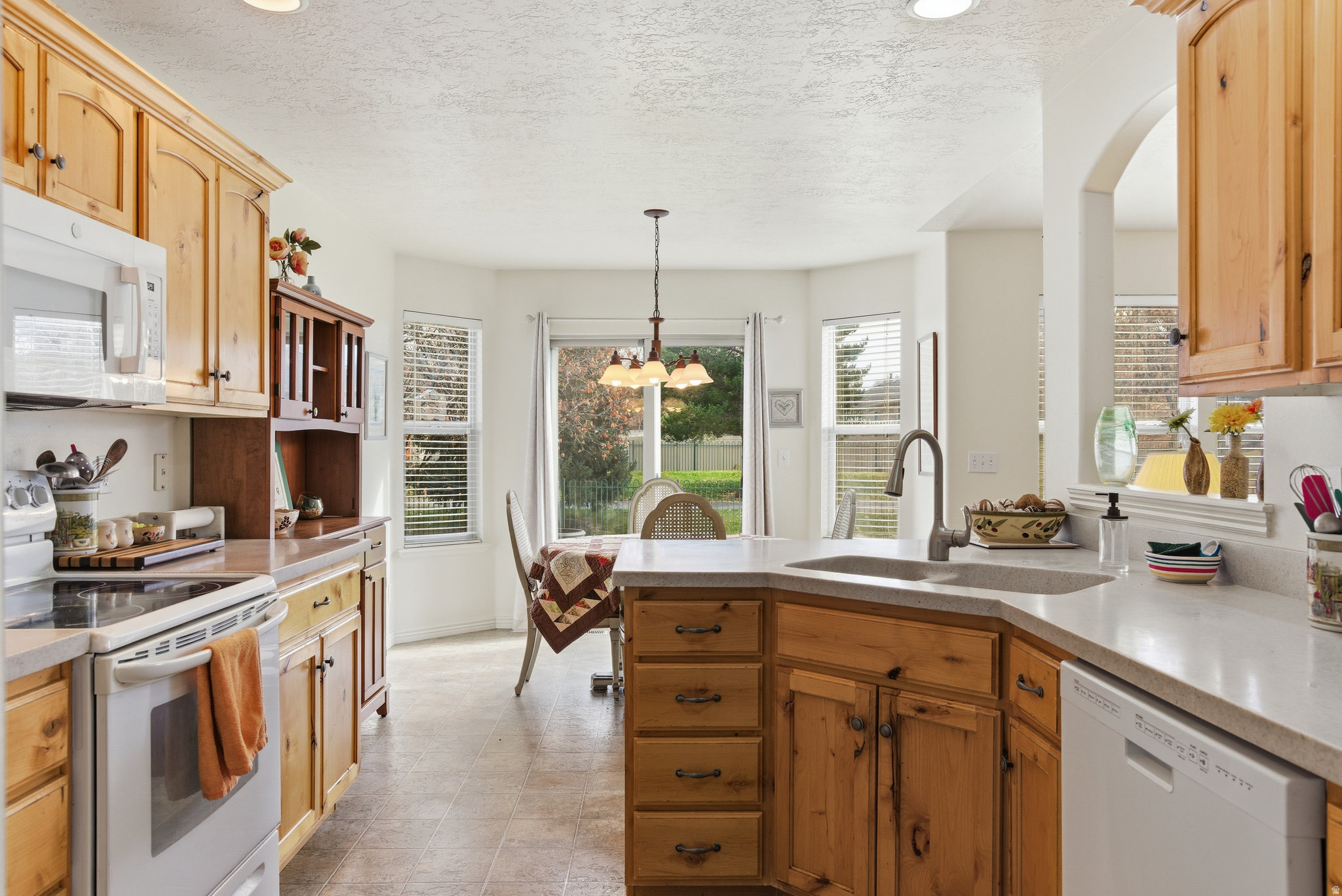 BROOKSIDE - Residential