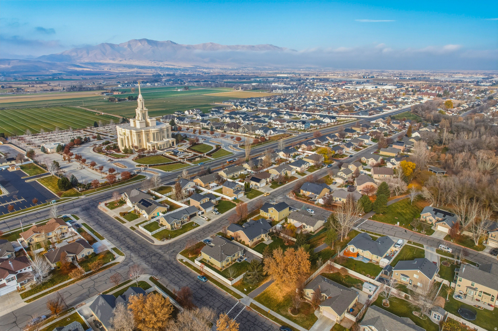 BROOKSIDE - Residential