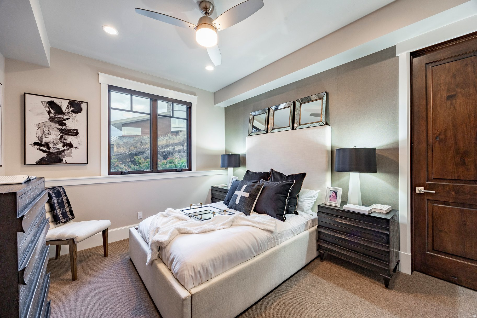 PROMONTORY / SIGNAL HILL - Residential