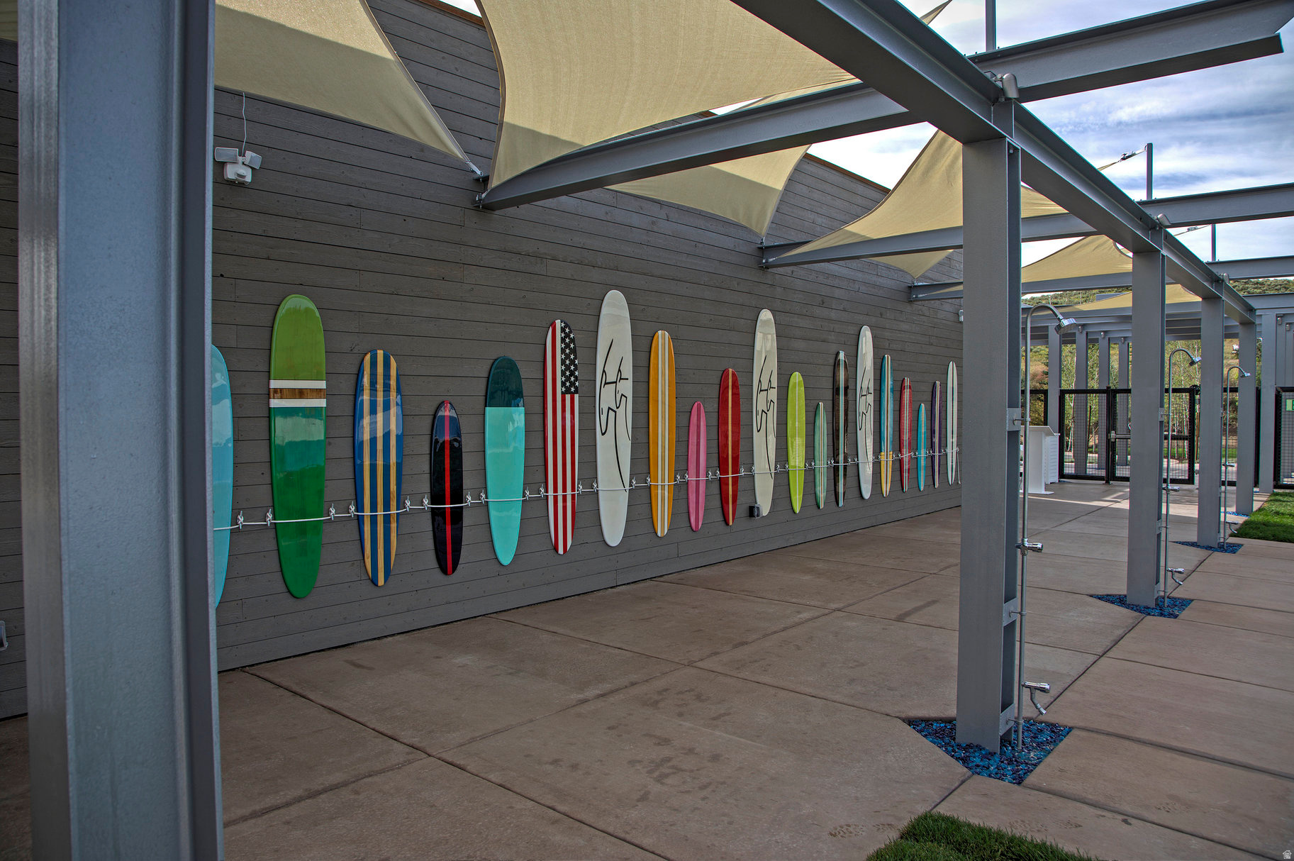 PROMONTORY / SIGNAL HILL - Residential