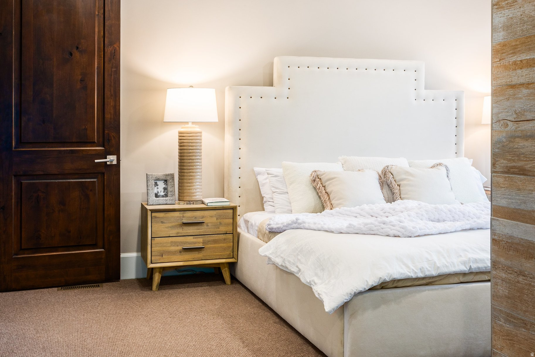 PROMONTORY / SIGNAL HILL - Residential