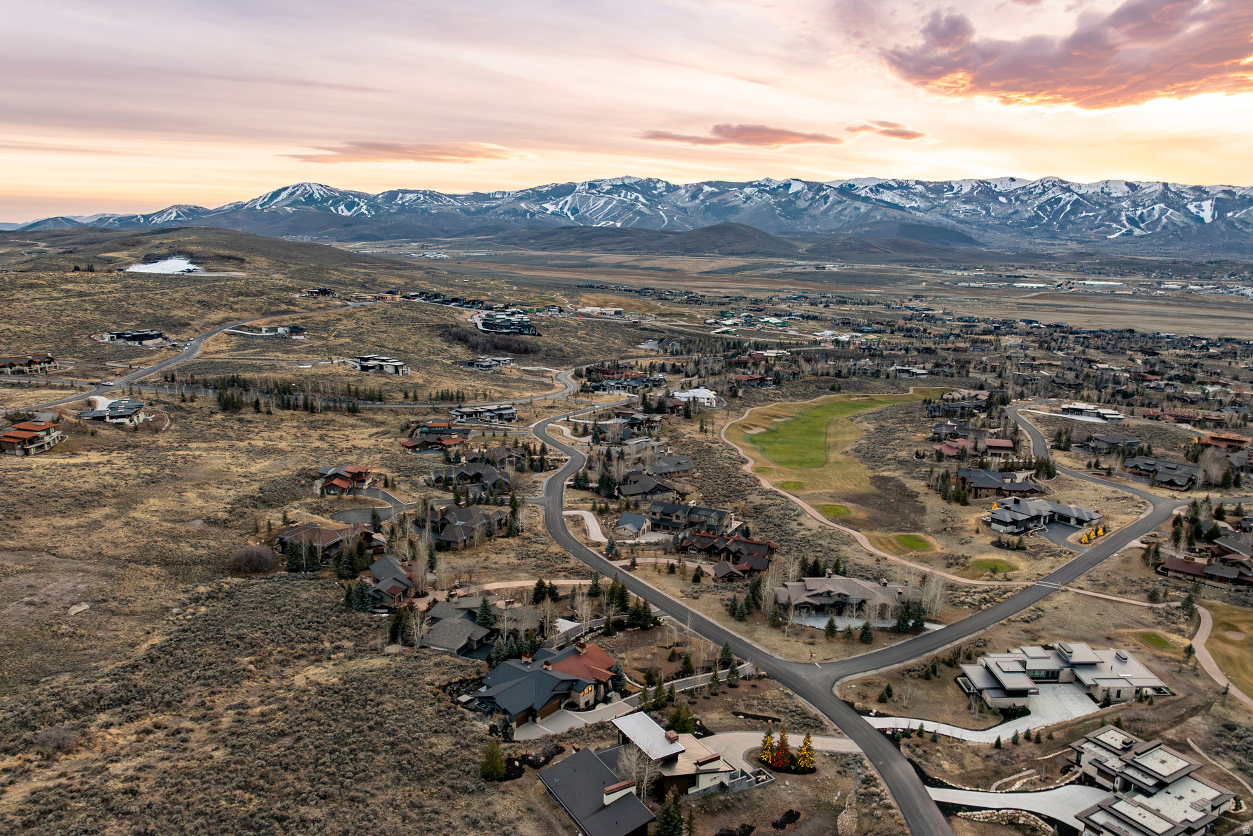 PROMONTORY / SIGNAL HILL - Residential