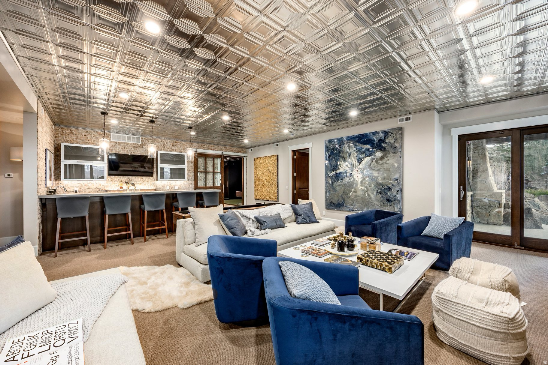 PROMONTORY / SIGNAL HILL - Residential