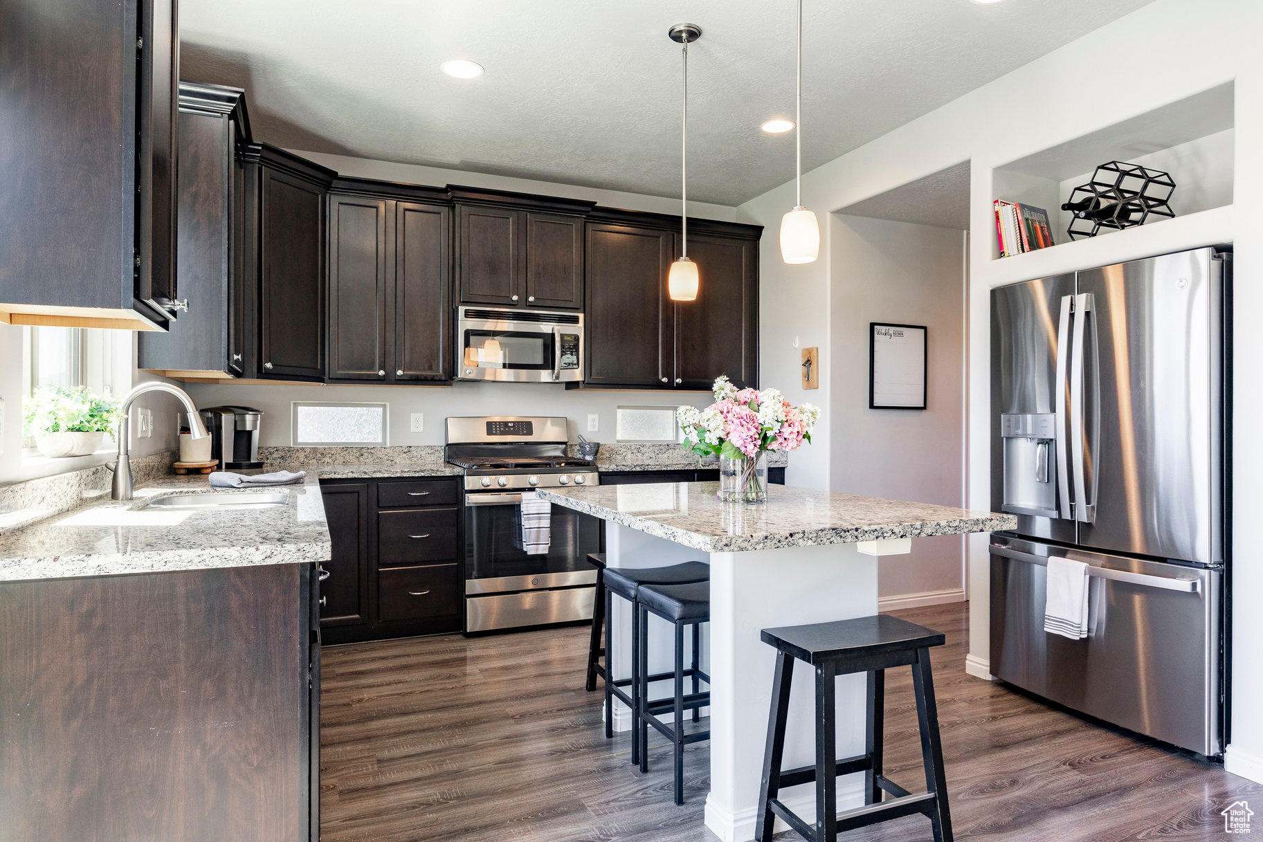 VALLEY STATION - Residential