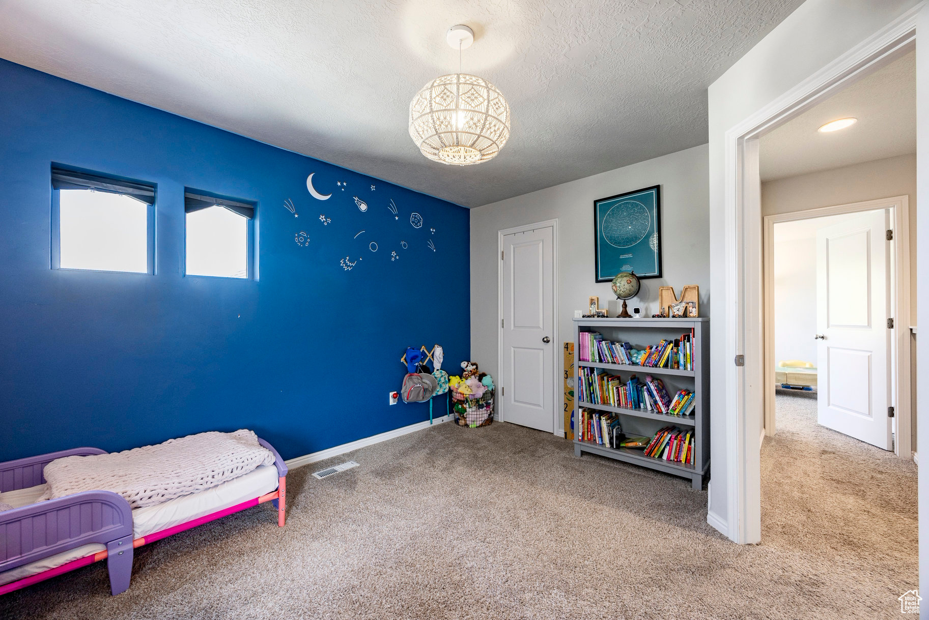 VALLEY STATION - Residential