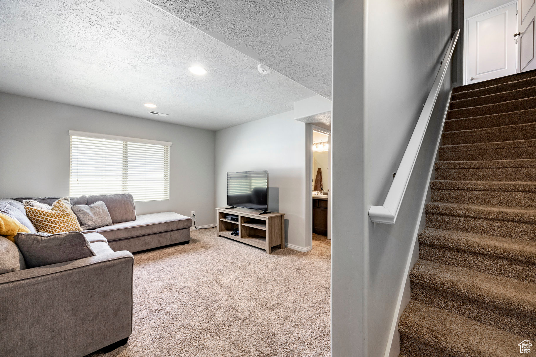 VALLEY STATION - Residential