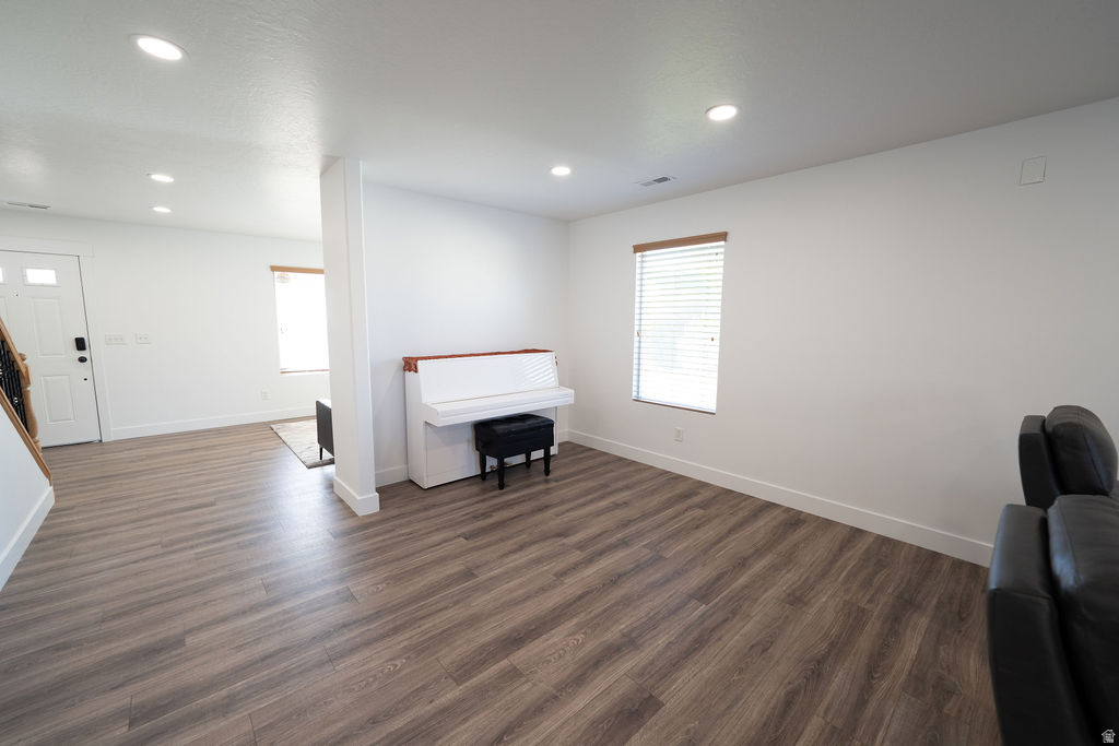 JORDAN WILLOWS II - Residential