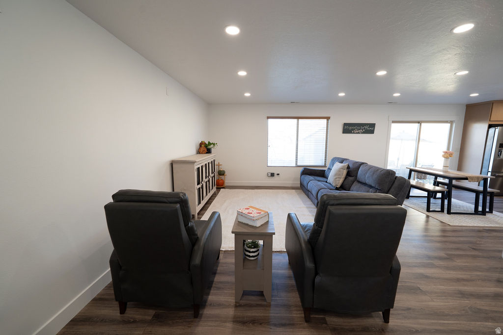 JORDAN WILLOWS II - Residential