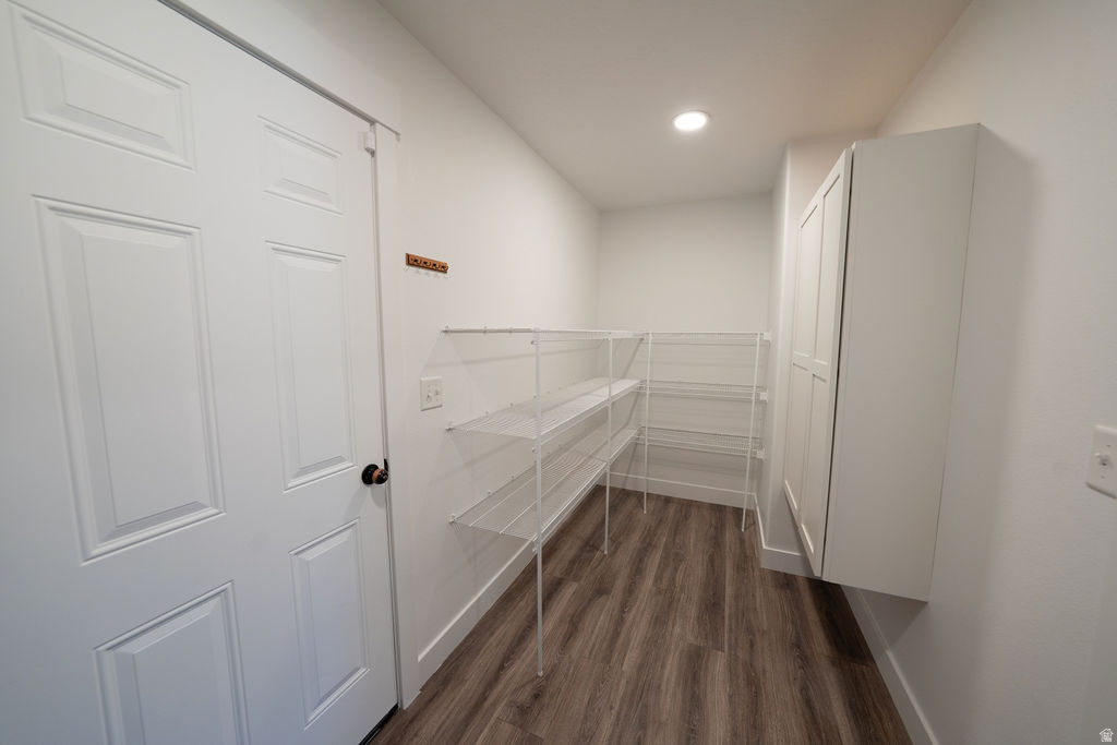 JORDAN WILLOWS II - Residential