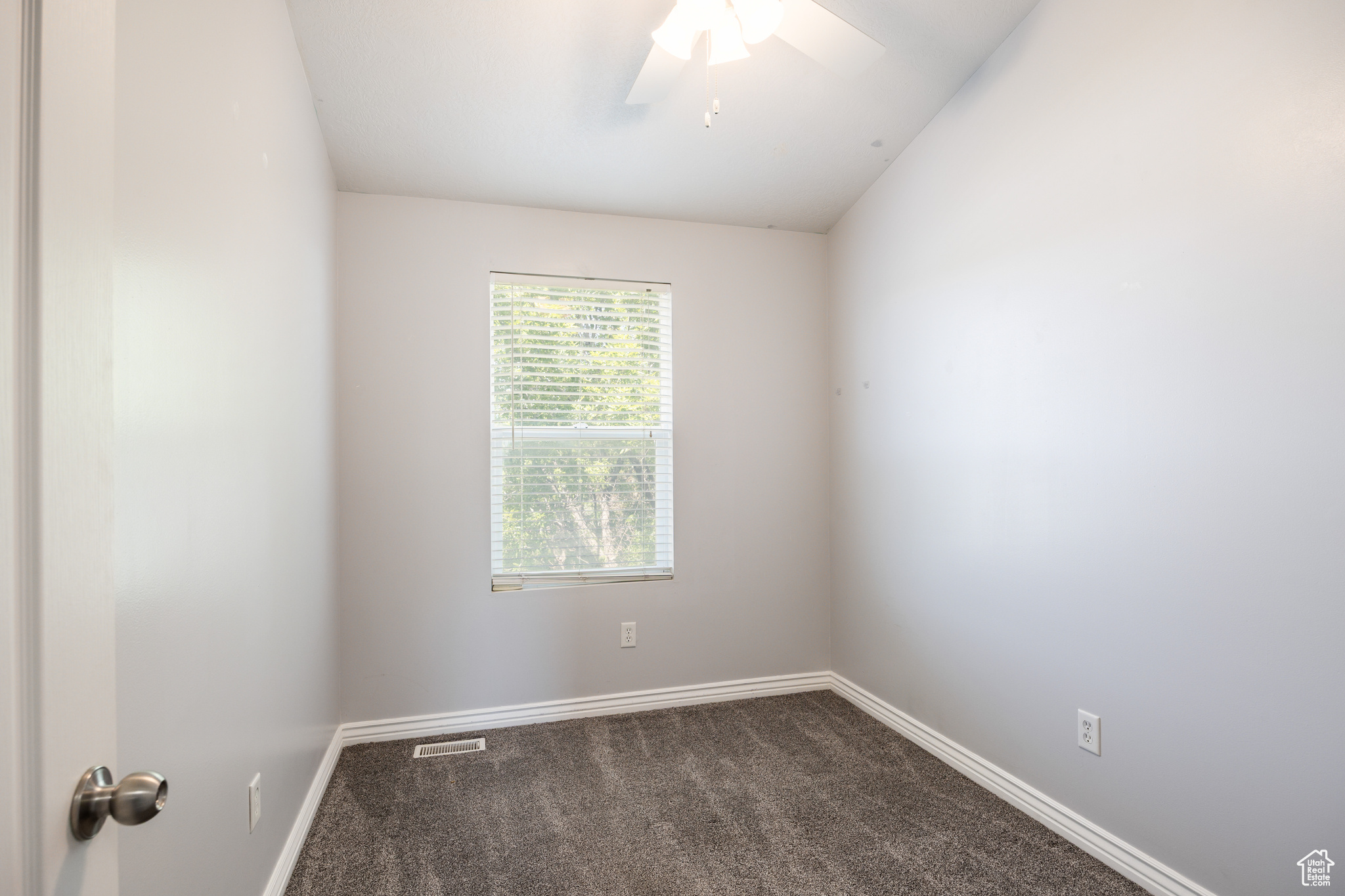 3421 E Dundee Dr, Eagle Mountain, Utah image 14