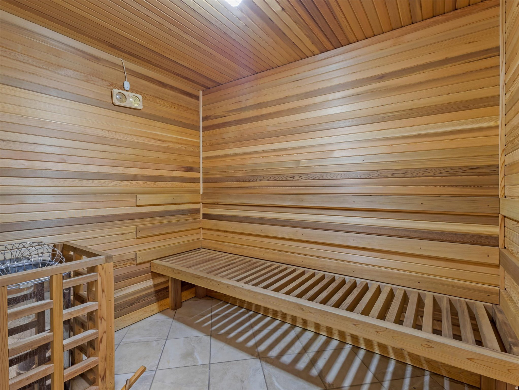 SILVERADO LODGE CONDOMINIUM - Residential
