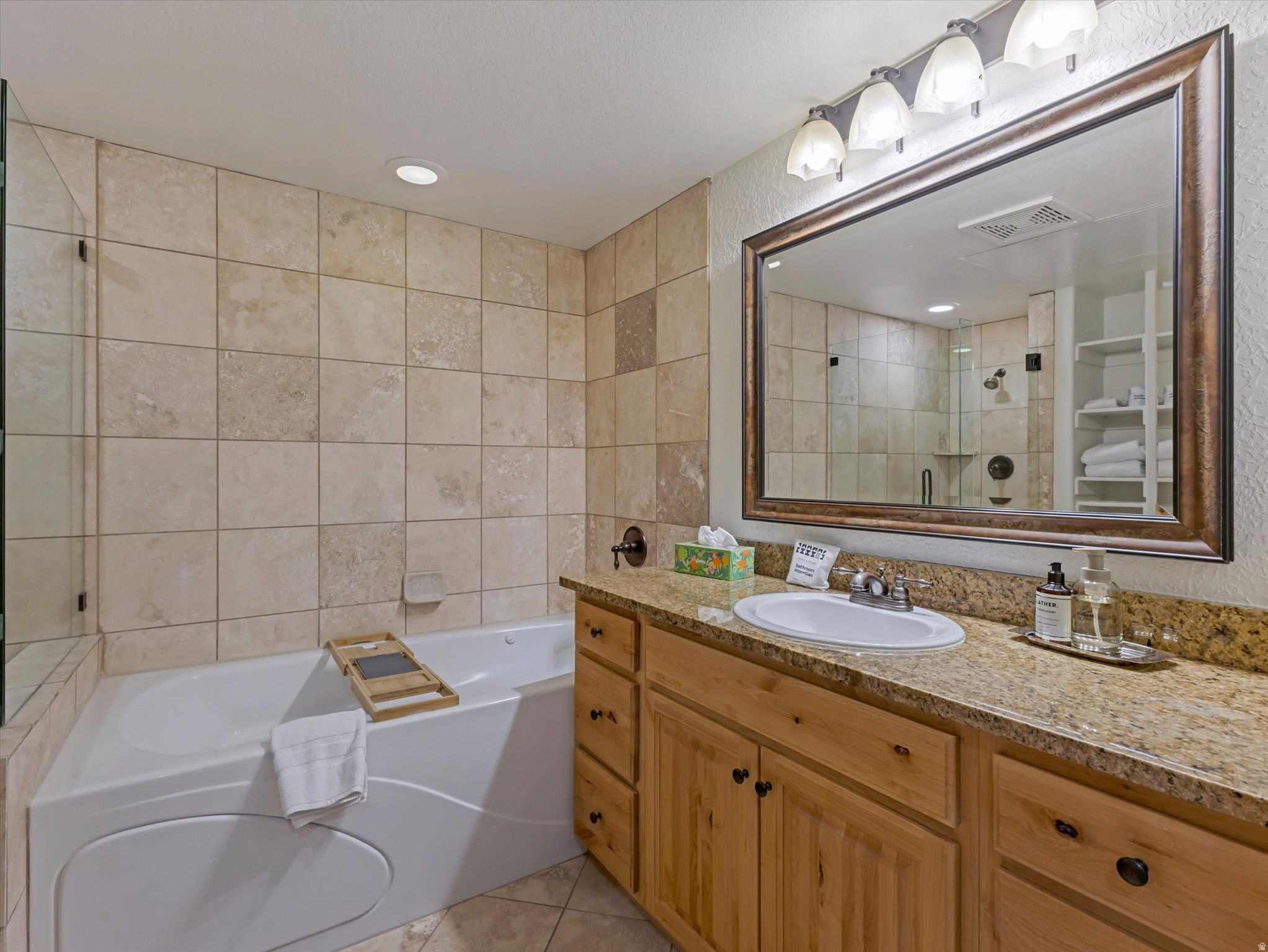 SILVERADO LODGE CONDOMINIUM - Residential