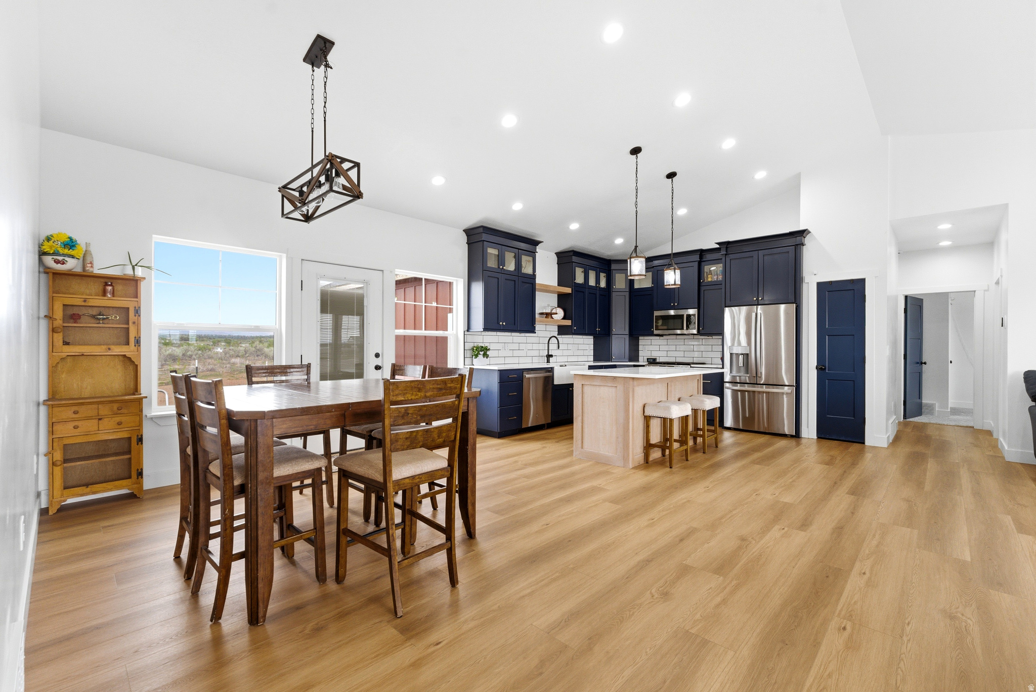 MOUNTAIN VIEW ACRES MINOR - Residential