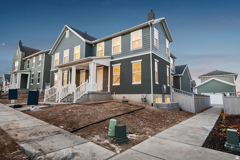 DAYBREAK - Residential Income