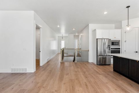 Tiny photo for 1353 WEST VIEW DR S, Santaquin, UT 84655 (MLS # 2147825)