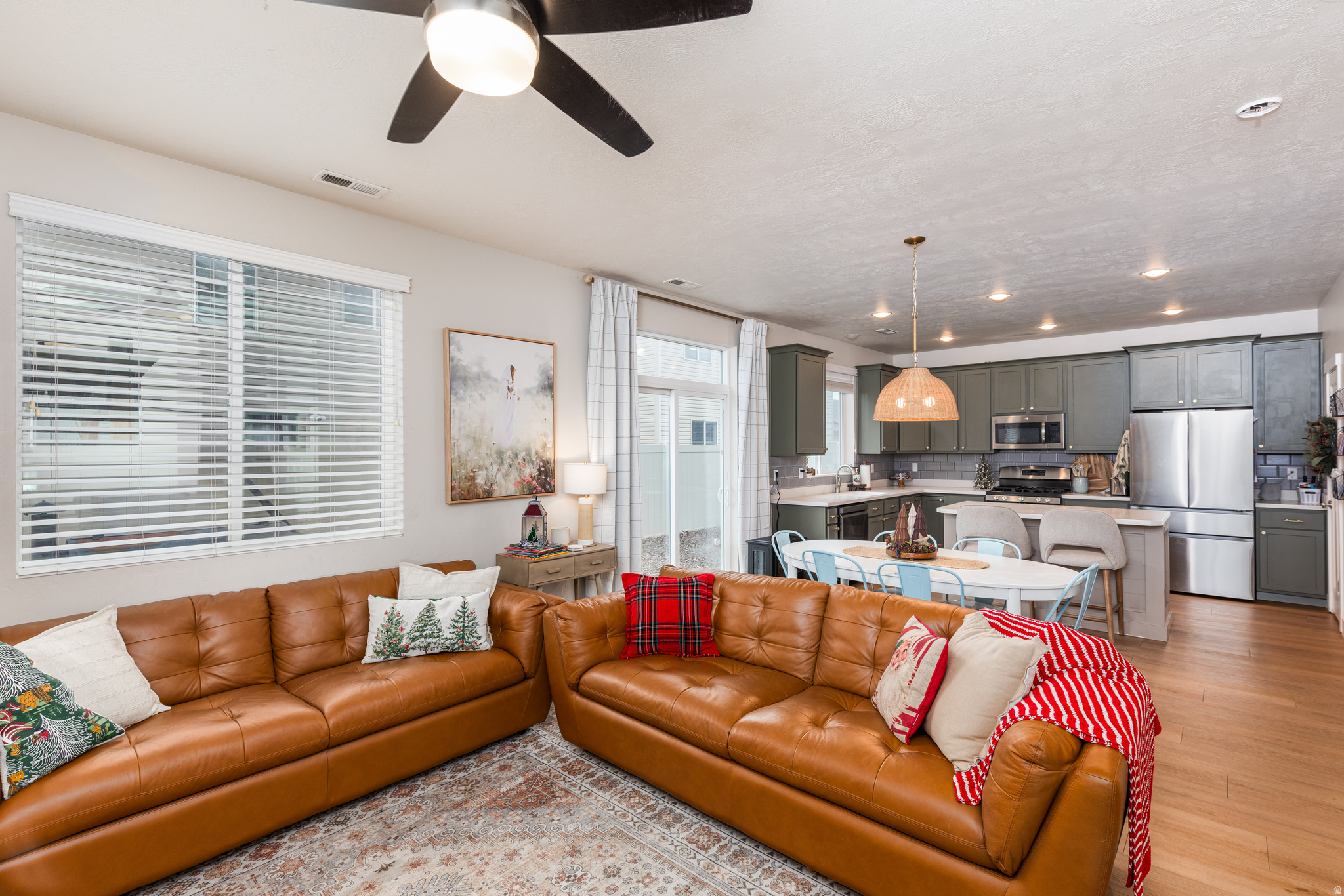 FOXBORO STONEHAVEN WEST - Residential