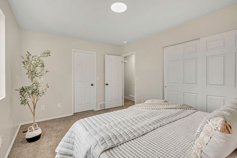 Tiny photo for 1551 W 2050 N, Clinton, UT 84015 (MLS # 2140585)