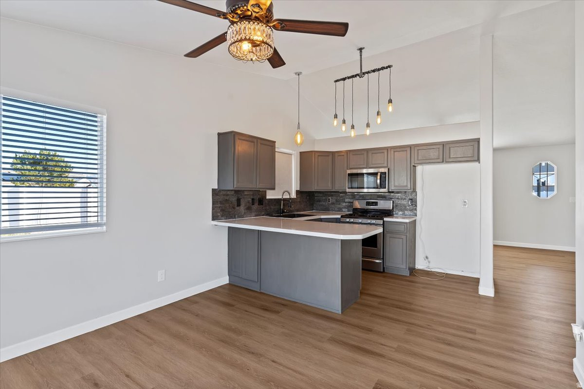 BRIDAL VEIL - Residential