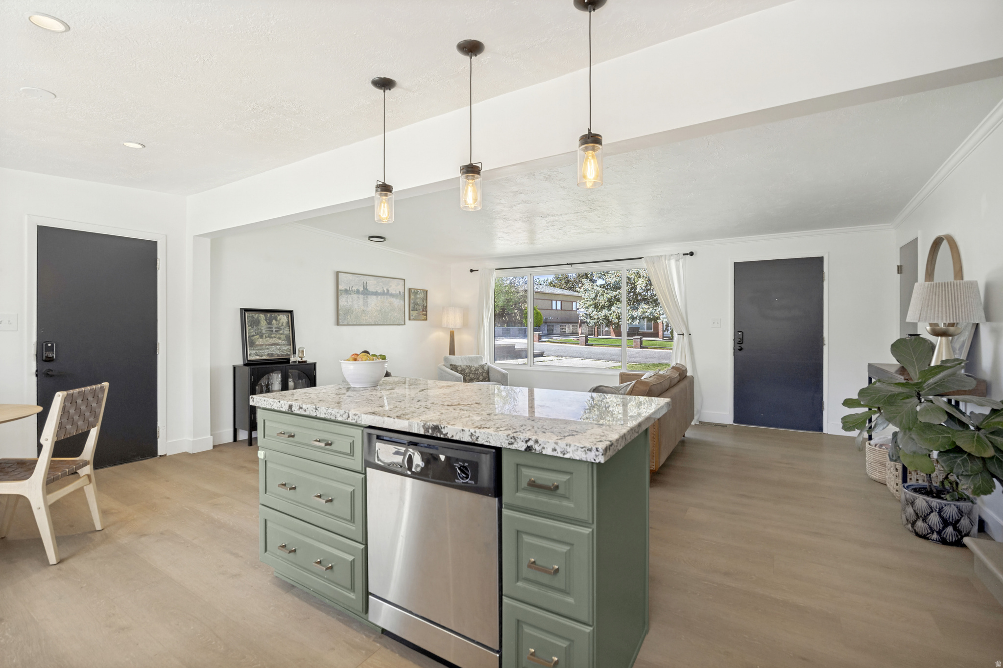 TOWNCREST TERRACE - Residential