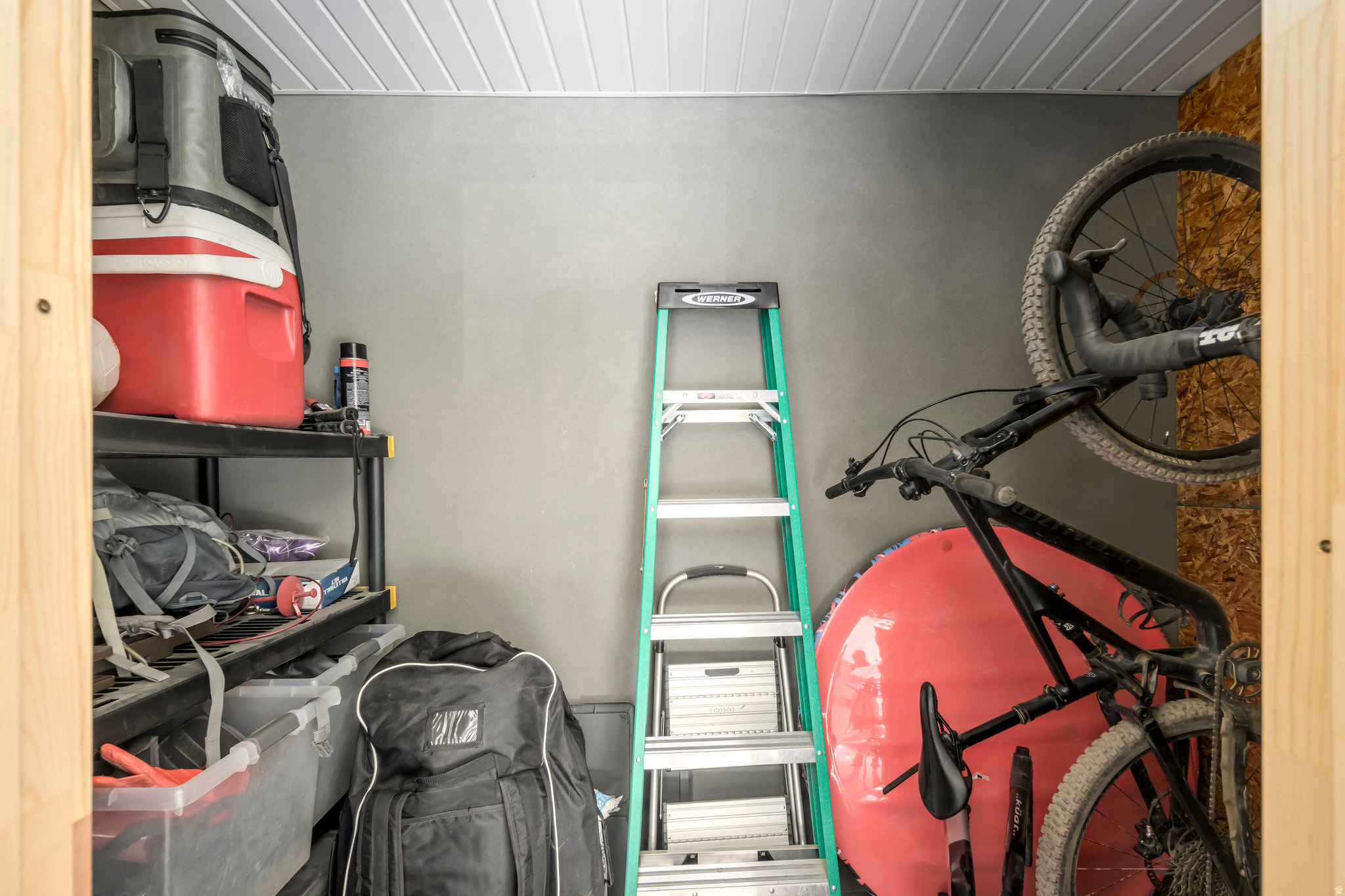 JORDAN HEIGHTS - Residential