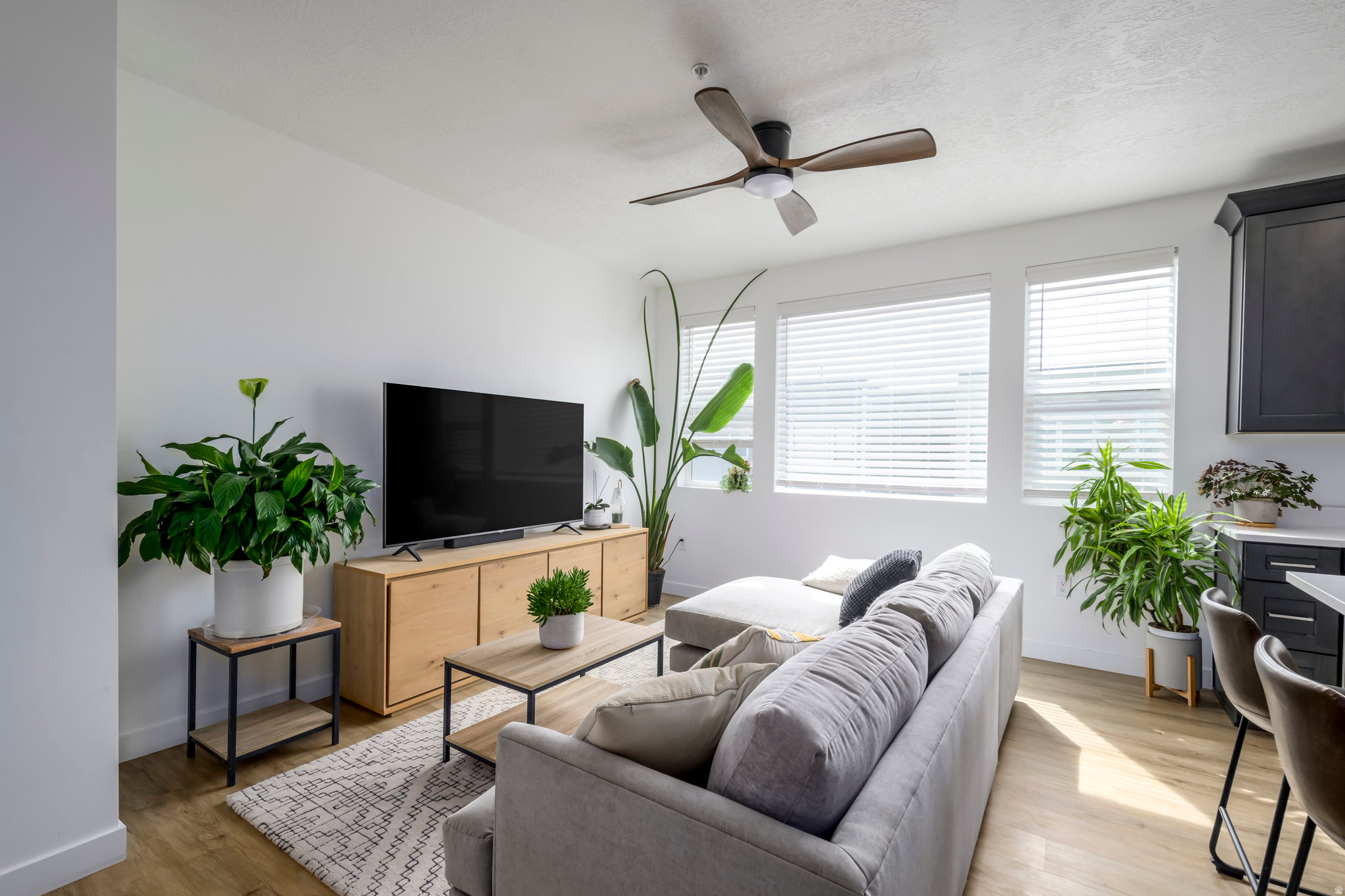 JORDAN HEIGHTS - Residential