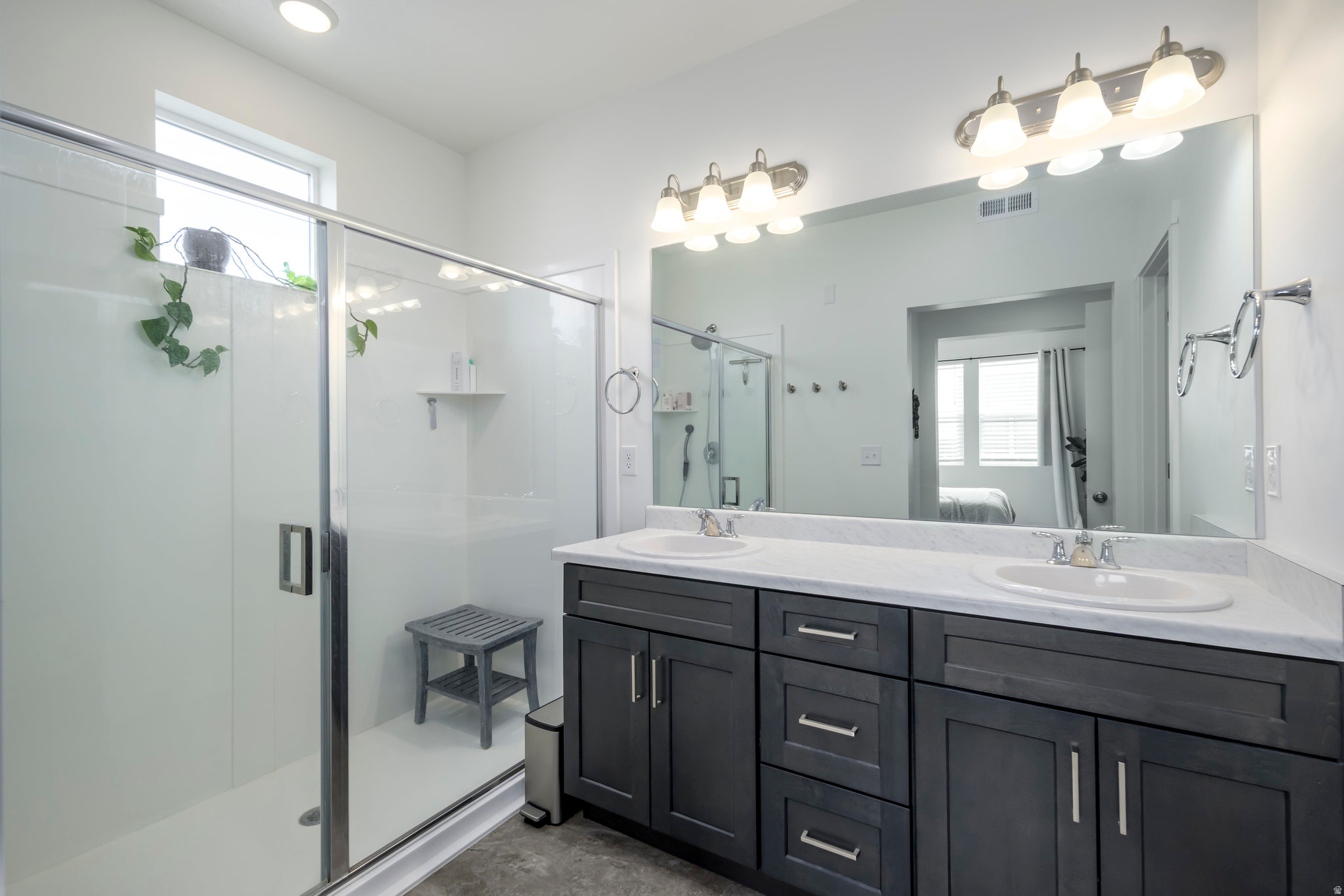 JORDAN HEIGHTS - Residential