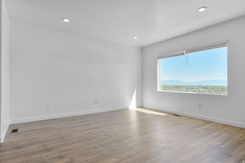 Tiny photo for 192 W GLENBRITTLE DR #214, Lehi, UT 84048 (MLS # 2141683)