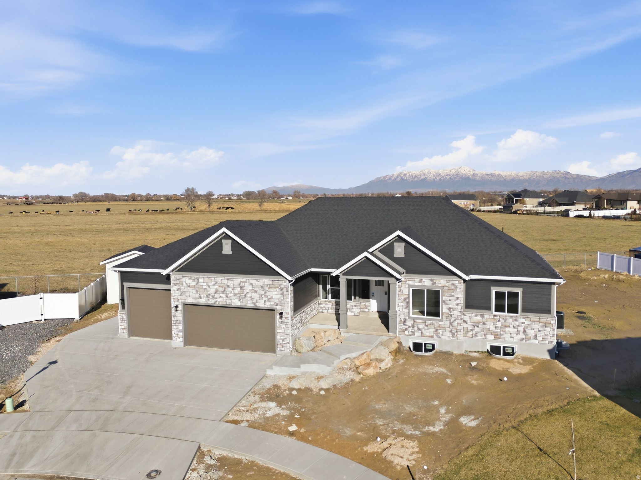 SUNVIEW ESTATES - Residential