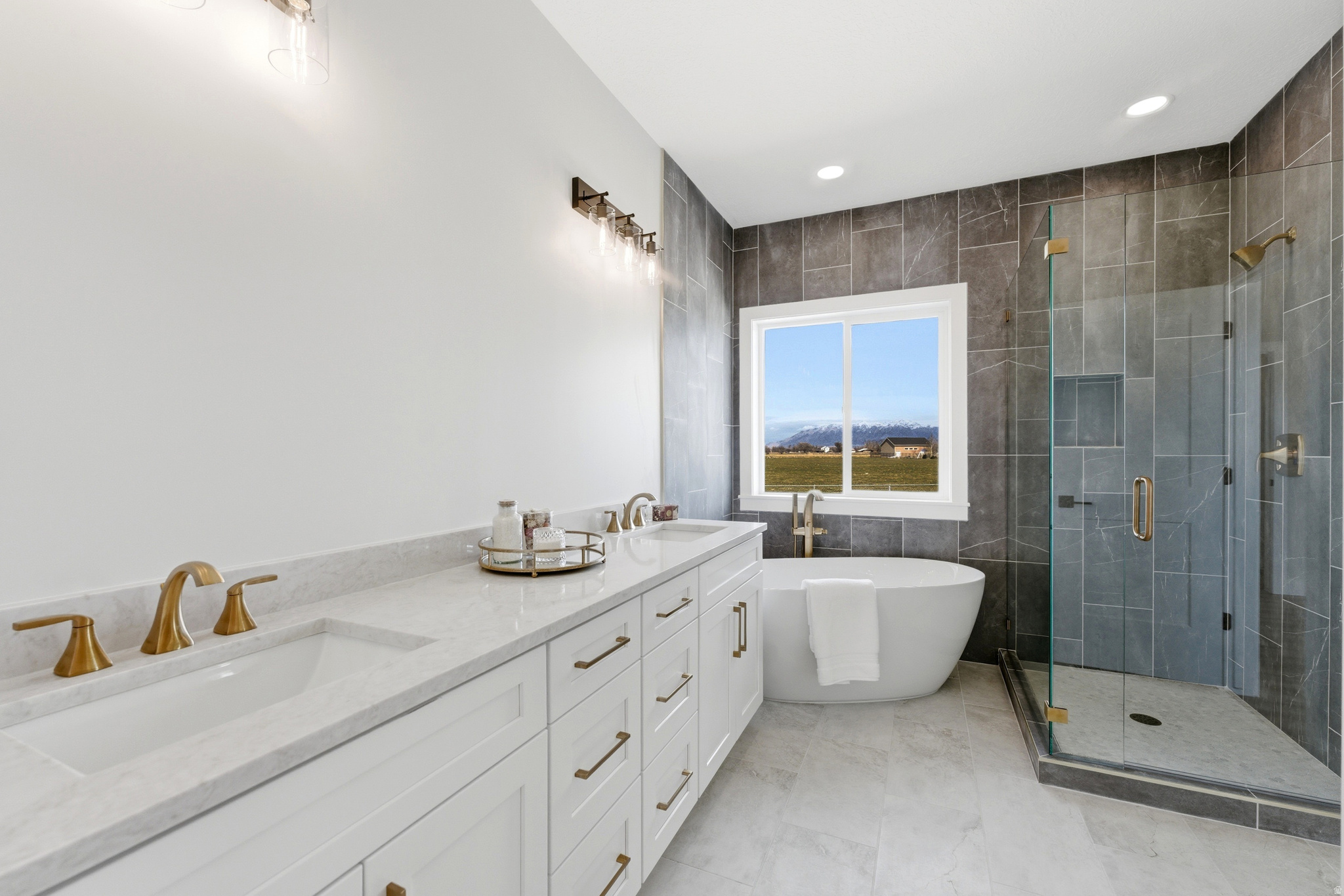 SUNVIEW ESTATES - Residential