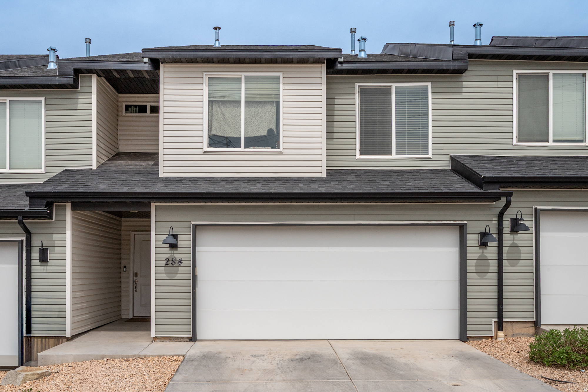 DR HORTON - NORTH FIELD TOWNHOMES - Residential