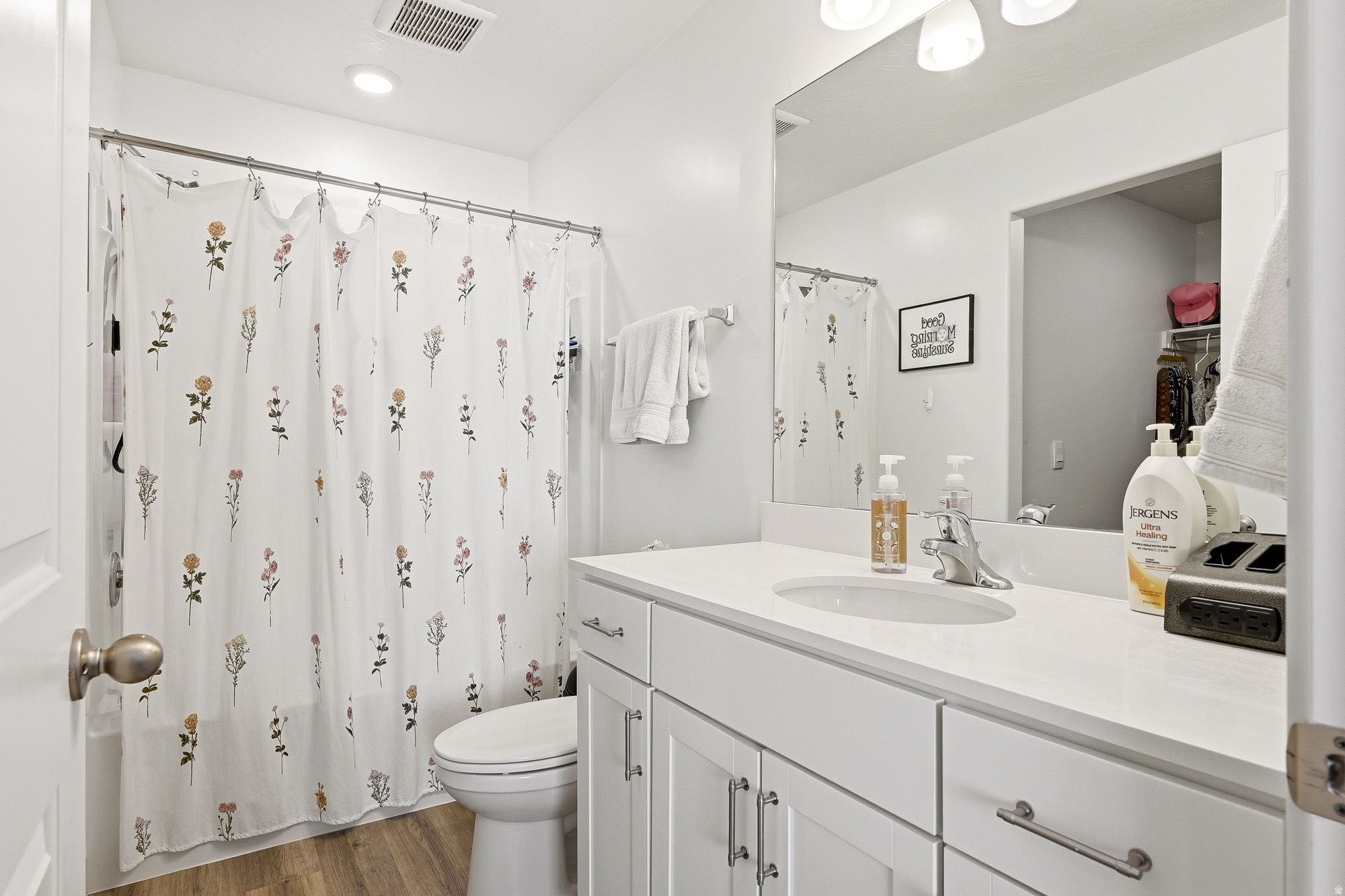 DR HORTON - NORTH FIELD TOWNHOMES - Residential