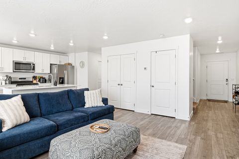Tiny photo for 284 W 2050 N, Cedar City, UT 84721 (MLS # 2147962)