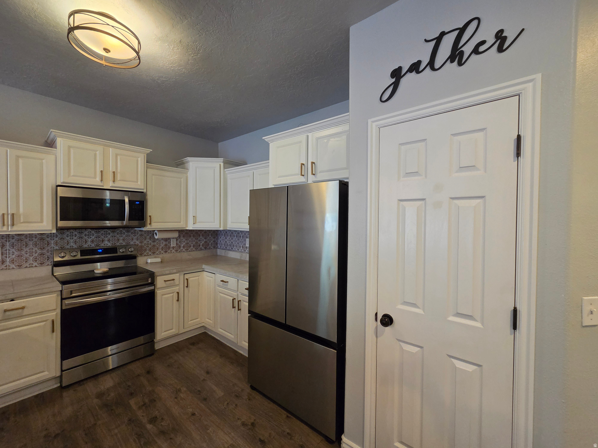 THE GABLES - Residential