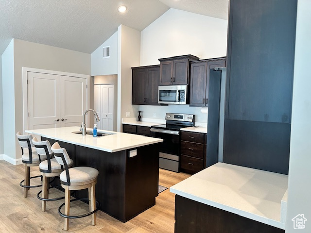 THE VILLAS AT LEGACY FARMS - Residential